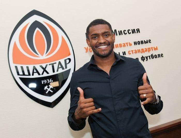 <p>Marlon</p>
<p>Sassuolo -> Shakhtar Donetsk</p>
<p>Bonservis bedeli: 12 milyon Euro</p>