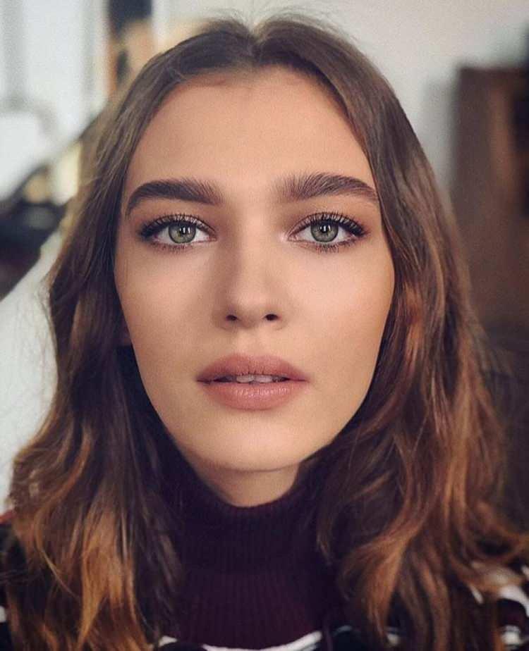 <p><span style="color:#FF0000"><strong>Kardeşinin velayetinin babasında kalmasını istemeyen Döngel, hakkında babasından şoke eden bir çıkış geldi. </strong></span></p>