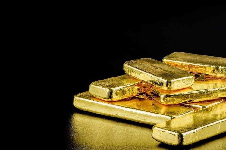 <p>Altına son zamanlarda alımları tetikleyen bazı faktörlerin sürdürülebilir olmadığını düşünen Deutsche Bank<strong>, “Enflasyon endişeleri piyasa dinamiklerini fazla değiştirmedi. Son zamanlardaki altın fiyatlarındaki artışlar ılımlı oldu. </strong></p>