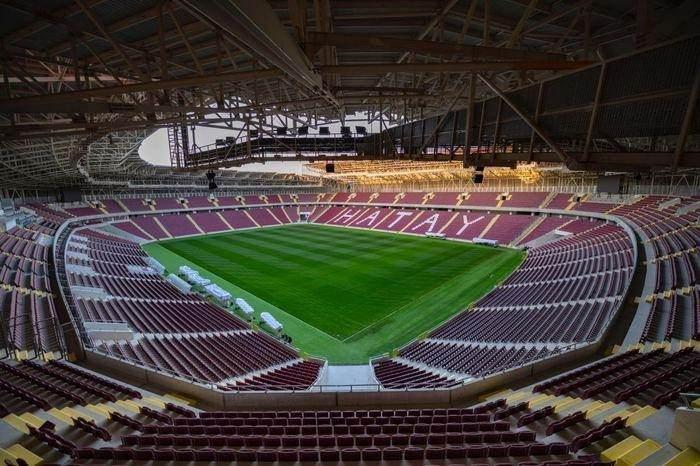 <p>HATAYSPOR</p>
<p> </p>
<p>YENİ HATAY STADYUMU</p>
<p>Kapasite: 25.000</p>
<p>Maçlara alınacak seyirci sınırı: 12.500</p>