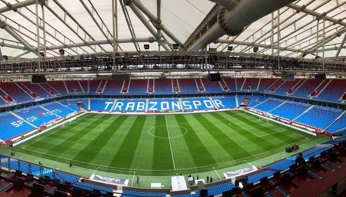 <p>TRABZONSPOR</p>

<p> </p>

<p>ŞENOL GÜNEŞ SPOR KOMPLEKSİ</p>

<p>Kapasite: 40.782</p>

<p>Maçlara alınacak seyirci sınırı: 20.391</p>
