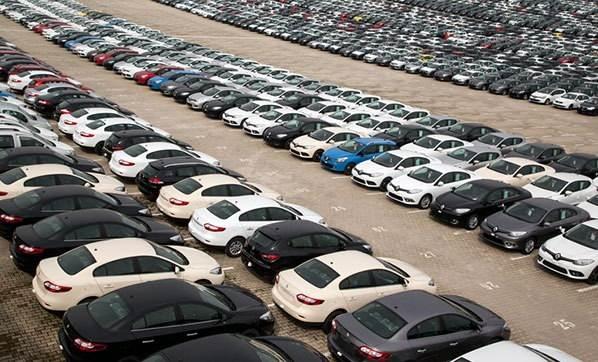 <p>Motorlu Araç Satıcıları Federasyonu (MASFED) Genel Başkanı Aydın Erkoç ikinci el otomobil sektörünü değerlendirdi. İkinci el otomobil pazarının son 7 ayın 6 ayını düşüşle geçirdiğini ifade eden Erkoç, temmuz itibariyle normalleşmenin ve aşılama çalışmalarının hız kazanmasıyla piyasada hareketliliğin de başladığını belirtti.</p>

<p> </p>
