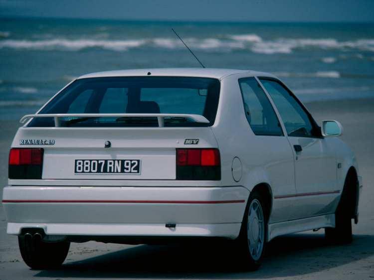 <p><span style="color:inherit">1988 Renault 19 16S</span></p>

<p> </p>
