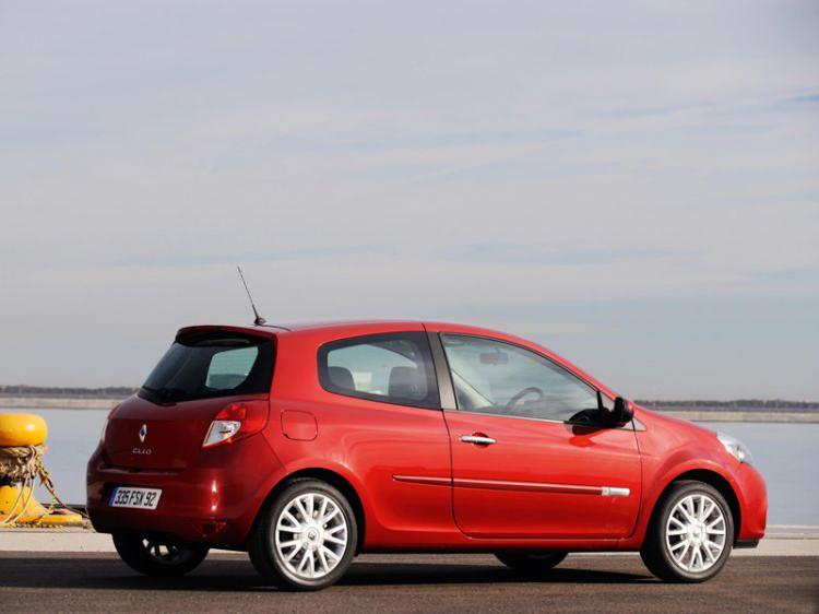 <p><span style="color:inherit">2009 Renault-Clio</span></p>

<p> </p>
