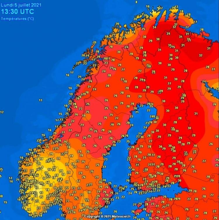 <p>Finlandiya'da Ulusal Meteoroloji Enstitüsü kayıtların başladığı 1844'ten bu yana Haziran ayında ilk defa sıcaklıklarının bu kadar yükseldiğini bildirdi. </p>

<p> </p>

<p>STT haber ajansı, Laponya bölgesinde pazar günü sıcaklığın 36,6 dereceyi bulduğunu duyurdu.  Bu, 1914 yılındaki 34,7 derecenin ardından en sıcak gün olarak kayda geçti. </p>

<p> </p>
