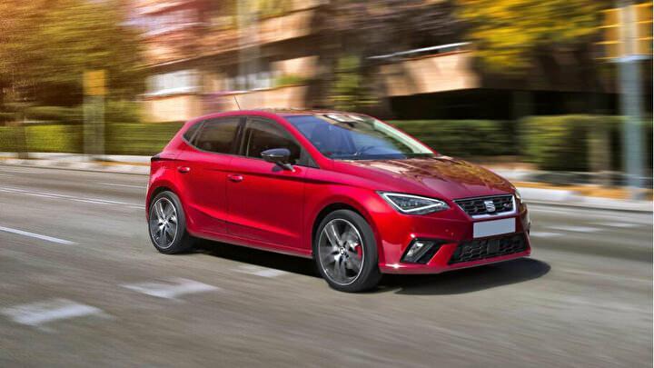 <p>Seat Ibiza 177.000 lira</p>