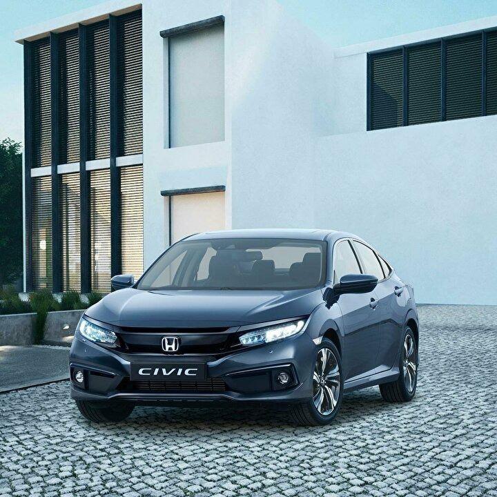 <p>Honda Civic 312.600 lira</p>