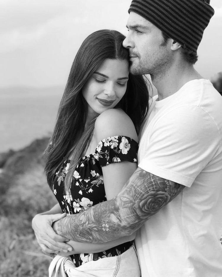 <p><span style="color:#800080"><strong>3 milyona yakın takip&ccedil;isi olan Larissa Gacemer'in yeni paylaşımları takip&ccedil;ileri tarafından merakla bekleniyor.</strong></span></p>
