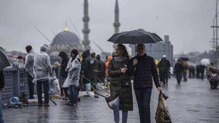 <p>Valilikten yapılan açıklamada, son meteorolojik değerlendirmelere göre kentin kuzey ilçelerinde aralıklarla devam eden gök gürültülü sağanak yağışların, gece saatlerinden sonra etkisini artırarak, kuvvetli olmasının beklendiği belirtildi.</p>
<p> </p>