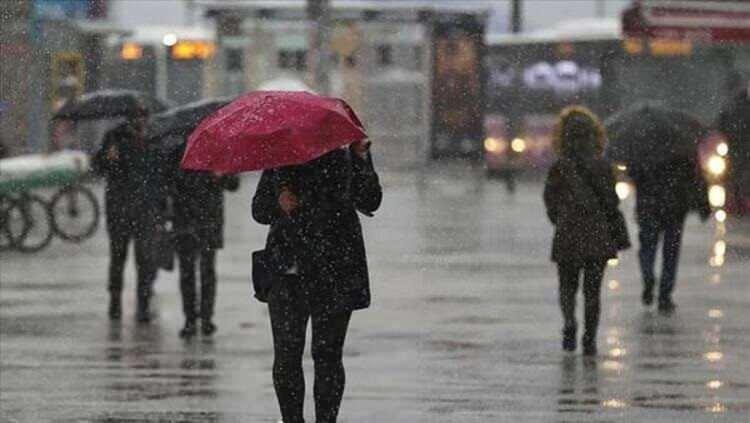 <div>Pazar günü ise sağanak yağış yurdu neredeyse tamamen terk etmiş olacak. Düzce, Bolu, Karabük, Karabük, Samsun, Amasya, Tokat, Ordu, Giresun, Gümüşhane, Bayburt, Trabzon, Rize, Artvin ve Erzurum'da sağanak yağış etkili olacak.</div>
<div> </div>