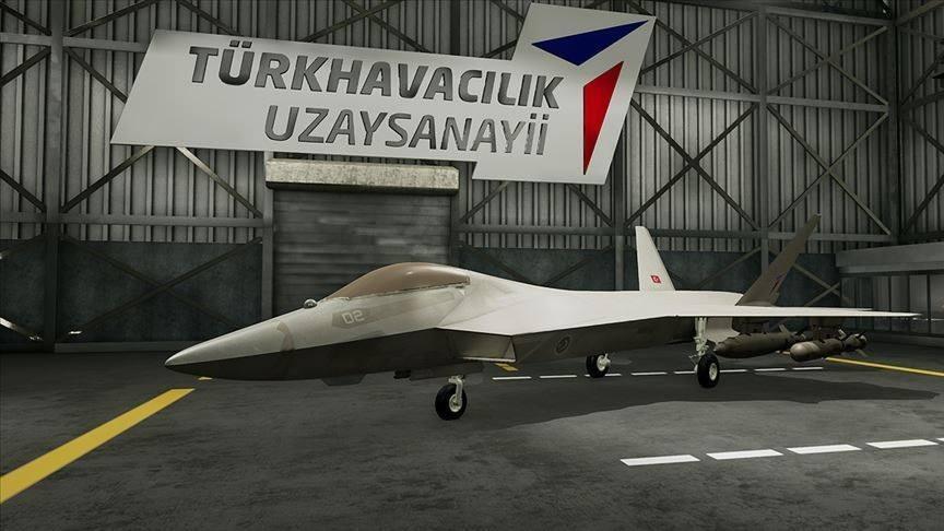 <p>Türkiye’de milli projelere, özellikle de yerli uçak, yerli tank, yerli araba gibi işlere son derece haksız eleştirilerin yönetildiği dönemler de görüyoruz. Haberimizin konusu olan MMU ile ilgili eleştirileri de anlamaya çalışmakla beraber, bu uçağın bir bakıma Türk Hava Kuvvetlerinin geleceği olduğunu unutmamak gerek. Tek dileğimiz en kısa sürede MMU’yu hür ve özgür semalarımızda görmek…”</p>