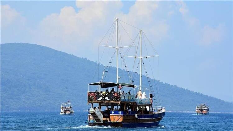 <p>Bölgede bungalov oteller ve küçük tesisler talep görüyor. Kamp ve karavan turizminde hareketlilik yaşanıyor. Bölgede şu anda Doğu Karadeniz’e ve Orta Karadeniz’e ilgi daha fazla. Eğer koronavirüste yükseliş yaşanmazsa mart nisandan itibaren eski günlere dönmeye başlarız. 2023’te eski rakamlar yakalanır.”</p>
