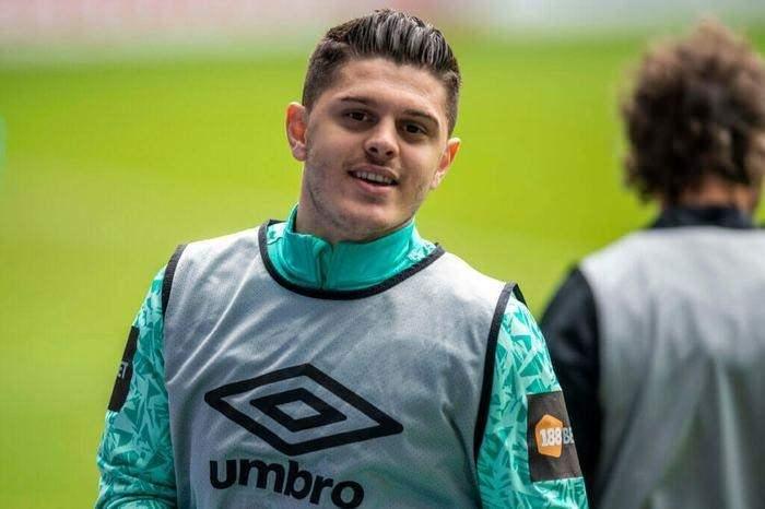 <p>Milot Rashica</p>
<p>Werder Bremen -> Norwich City</p>
<p>Bonservis bedeli: 11 milyon Euro</p>