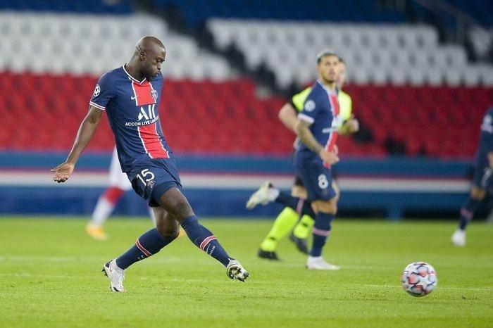 <p>Danilo Pereira</p>

<p>Porto -> PSG</p>

<p>Bonservis bedeli: 16 milyon Euro</p>
