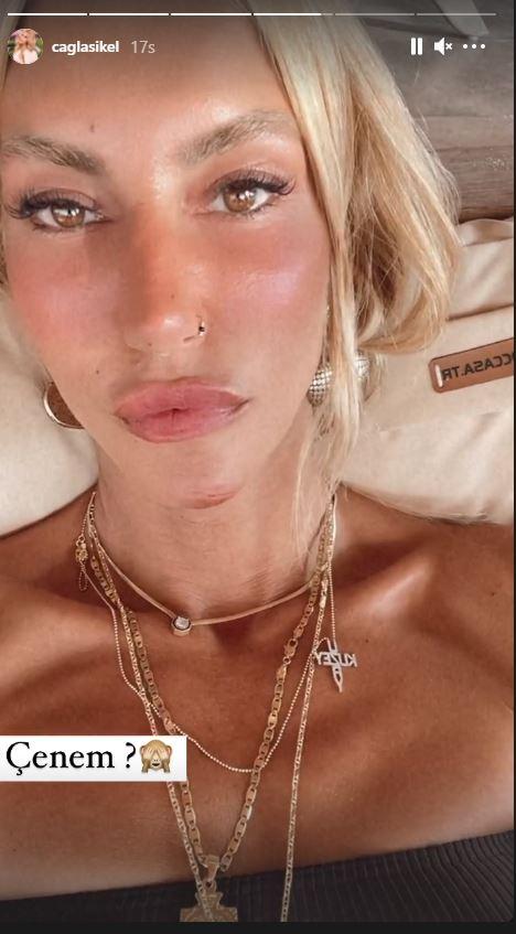 <p><span style="color:#EE82EE"><strong>Şıkel, iki oğlu annesi ve ablasıyla Bodrum tatiline devam ediyor.&nbsp;</strong></span></p>
