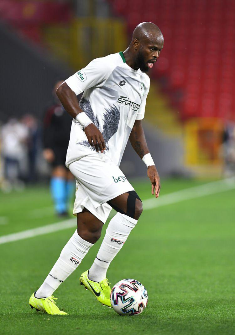 <p>İsmael Diomande <br />
<br />
​Mevki: Orta Saha<br />
<br />
Son Kulüp: Konyaspor </p>
