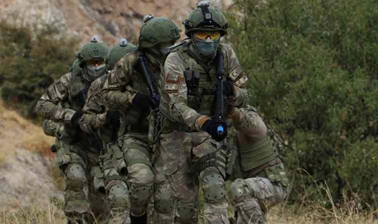 <p>İRAN BİLANÇOSU </p>
<p>Afganistan’dan kaçanların Türkiye’ye illegal yollardan giriş yaptığı İran sınır hattında alınan önlemlerle kaçakçılık ve yasadışı geçişlere karşı önemli sonuçlar alındı.</p>