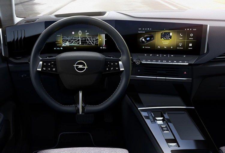 <p>Opel, en çok satan modeli Astra’nın altıncı nesline dair ilk görüntüleri paylaştı.<br />
<br />
OPEL TARAFINDAN TÜRKİYE'YE NE ZAMAN GELECEĞİ DE AÇIKLANDI</p>
