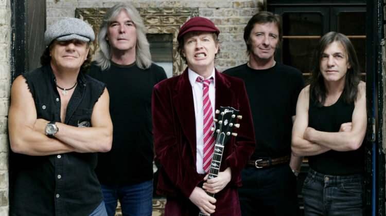 <p><strong> AC/DC</strong></p>
<p><strong>10.1 MİLYON DOLAR</strong></p>