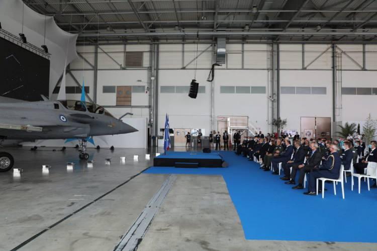 <p>Zira ömrünün neredeyse üçte biri dolmuş olarak görülen uçakların, modernize edilmeden önceki fatuarsı, 3 milyar doları aşıyor. </p>