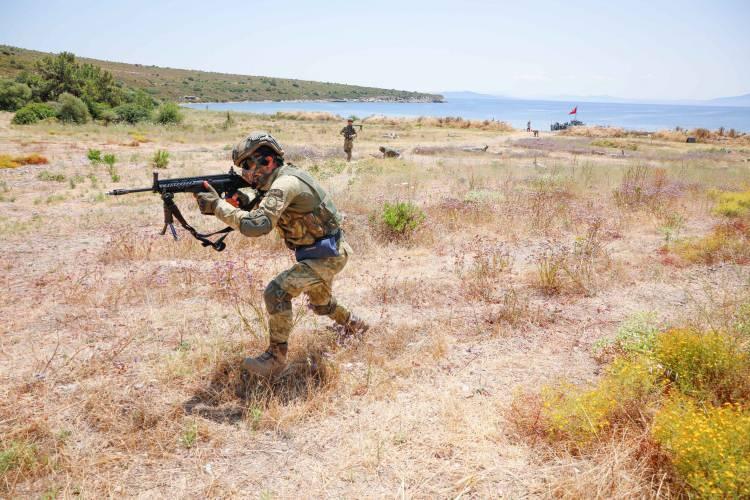 <p>Gemiler karmaşık bir yapıya sahiptirler. Bu yapı içerisinde görevlerin yapılması ve hayatın idame ettirilmesi ancak bir takım kuralların tespiti ve bunların harfiyen uygulanmasıyla mümkün olabilmektedir. </p>