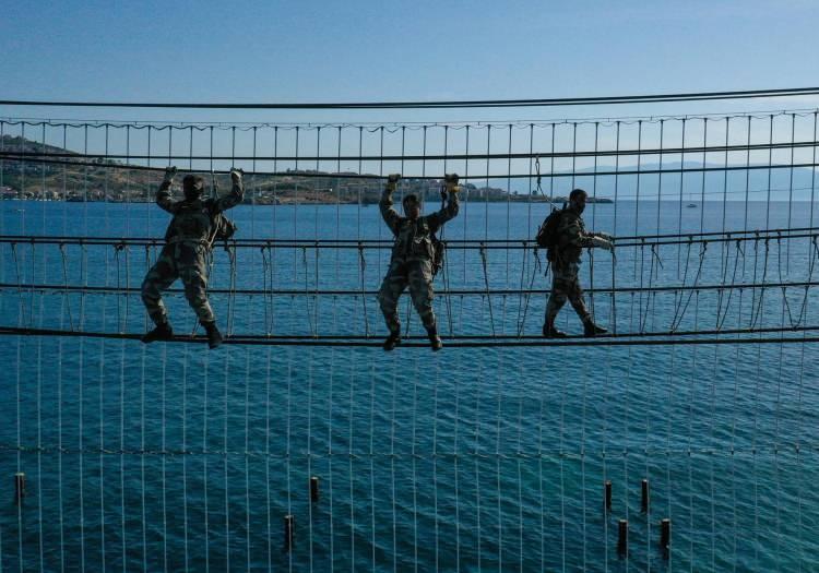 <p>Bu yıl da Foça'ya geldiklerini belirten Boobb, "Türkiye'de aldığımız kurs bize çok şey kattı. Türkiye çok iyi bir ülke ve insanlar sosyal olarak çok iyi. Ben de burada olmaktan çok memnun oldum." şeklinde konuştu.</p>
<p> </p>
<p> </p>