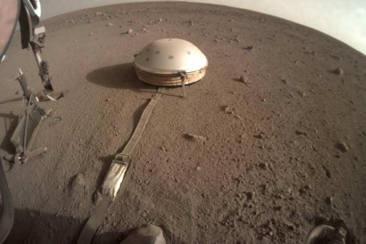 NASA aracı Mars’ın çekirdeğinin büyüklüğünü ölçtü