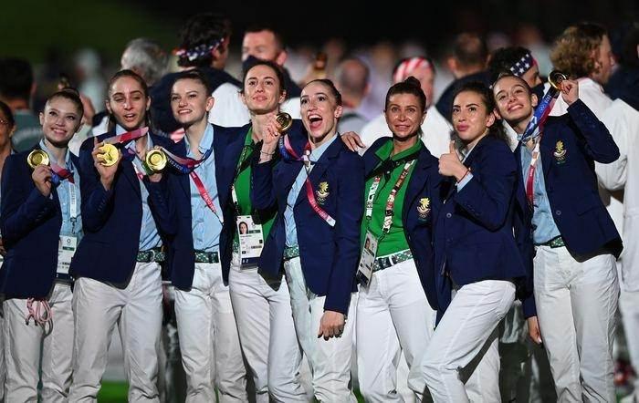 <p>Bach, sporun birleştirici gücüyle mücadele eden sporcuları tebrik ederek, "Pandeminin başlangıcından bu yana ilk defa bütün dünya bir araya geldi. Spor yine bunun merkezindeydi. Dünyanın her yerindeki milyarlarca insanın gözü buradaydı. Tokyo 2020 barışın oyunları oldu. Japon halkı, başardığınızla sonsuz gurur duyabilirsiniz. Bütün sporcular adına şunu söylüyorum, teşekkürler Tokyo, teşekkürler Japonya." ifadelerini kullandı.</p>