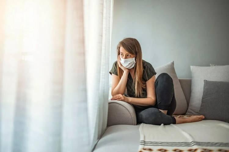 <p>Diğer bazı aşılar içinse farklı yaş grupları için farklı dozlar kullanılıyor. Örneğin (rahim ağzı kanserine karşı uygulanan) HPV aşısı, 14 yaşın altındakilere genelde iki doz uygulanıyor. Ancak 15 yaşın üzerindekiler üçüncü doza ihtiyaç duyuyor, çünkü etki bakımından iki doz aşı onlarda yetersiz kalıyor.</p>

<p> </p>
