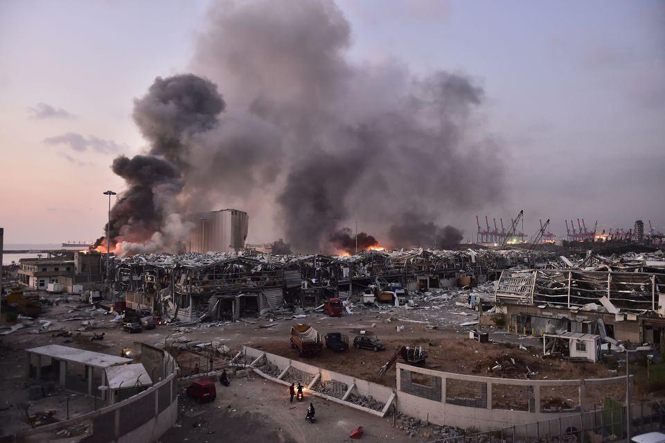 <p>Beyrut Limanı'nda 4 Ağustos 2020'de, patlayıcı maddelerin bulunduğu depoda önce yangın çıktı, ardından tüm kenti sarsan çok güçlü bir patlama oldu.</p>

<p> </p>
