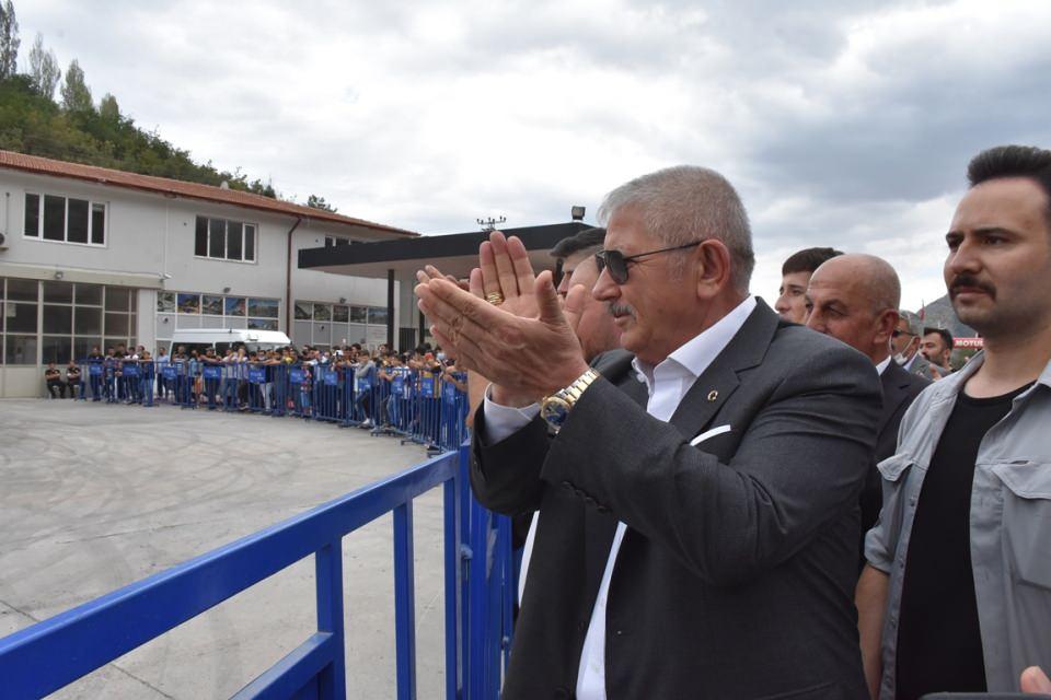 <p>Peşinden modifiye fuarlarında yapılmayan bir şeyi gerçekleştireceğiz. </p>

