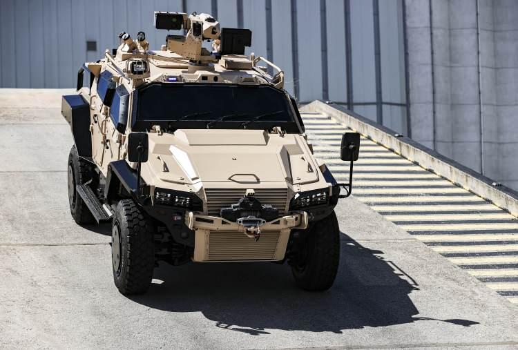 <p>Türk savunma sanayisinin zırhlı kara aracı üreticilerinden Nurol Makina, 15’inci Uluslararası Savunma Sanayii Fuarı'nda (IDEF 2021) Yörük 4x4'ün pikap versiyonunu ilk kez sergileyecek.<br />
 </p>
