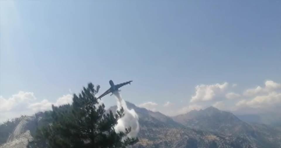 <p>Uçak bugün Kahramanmaraş'ta başlayan yangına müdahale etmişti.</p>
<p> </p>