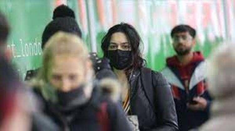<p><span style="color:#000080"><strong>İngiltere'de virüse yakalanan binlerce kişiye ait verileri mercek altına alarak yapılan araştırmaya göre, koku kaybı olarak da bilinen anosmi artık en yaygın 10 semptom arasında değil.</strong></span></p>
<p> </p>
