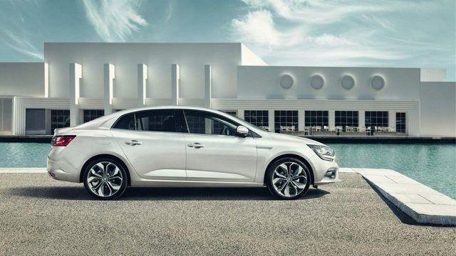 <p><strong>RENAULT</strong></p>
<p>Renault’nun 2021 model otomobillerinden Taliant'ın sınırlı sayıdaki Touch 1.0 Turbo X-tronic 90 bg, Megane Sedan'ın Joy 1.3 TCe 140 bg ve Yeni Clio'nun Icon 1.0 TCe X-Tronic 90 bg versiyonları, 60 bin TL kredi, 12 ay vade ve sıfır faiz finansman kampanyasıyla satışa sunuluyor.</p>