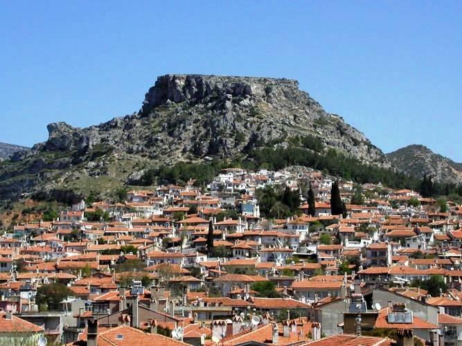 <p>Fiyat artışı Yalova Merkez'de yüzde 0,1, İzmir Foça'da yüzde 10, Esenler'de yüzde 9,2, Bağcılar'da yüzde 9,1, Antalya Döşemealtı'nda yüzde 8,8 Beyoğlu'nda yüzde 8,7 Başakşehir'de yüzde 8,1, Konya Selçuklu ve İzmir Çiğli'de yüzde 8 olarak gerçekleşti.</p>
