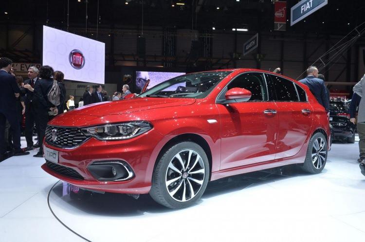 <p>Fiat Yeni Egea Hatchback Urban 1.6 M.Jet 130 HP </p>

<p>ÖTV öncesi fiyatı- <strong>293, 900</strong></p>

<p>ÖTV indirimi sonrası fiyatı- <strong>244, 917</strong></p>

<p>Fiyat farkı-<strong> </strong>48, 983</p>

<p> </p>
