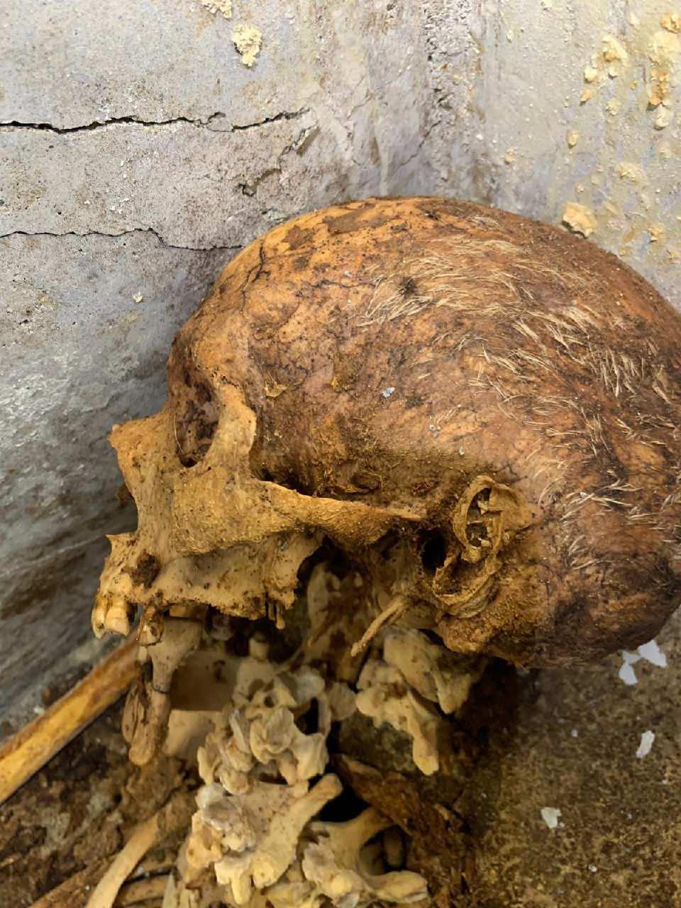 <p>İtalya’nın antik Roma kenti Pompeii’de devam eden kazı çalışmalarında ‘şimdiye kadar en iyi korunmuş’ insan kalıntılarının bulunduğu açıklandı. </p>
