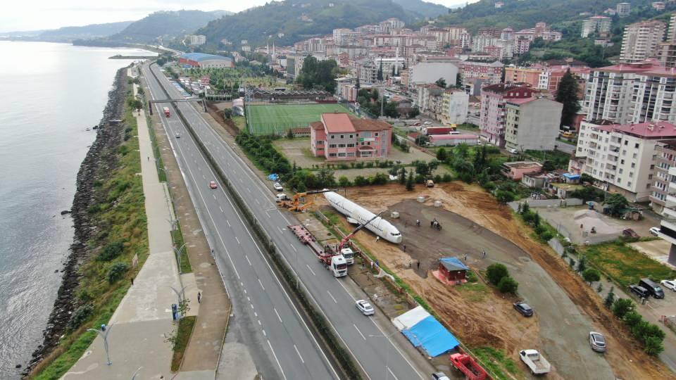 <p>Pistten çıkan uçakta çok sayıda insanın büyük üzüntü yaşadığını belirten Bektaş, "O insanları biz tesisimize davet ediyoruz. </p>