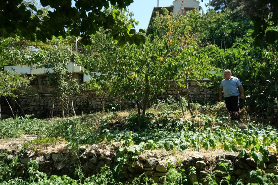 <p>Akhisar’dan, Bursa’dan, Muğla’dan, şehir dışından gelenler oldu. Bu pandemi insanları daha doğal en azından bağışıklık sistemini kuvvetlendirebilmek için doğaya ve doğala yönlendirdi.</p>

