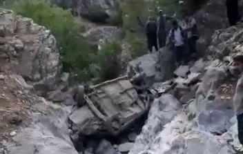 <p>Jandarma, kazayla ilgili soruşturmaya devam ediyor.</p>