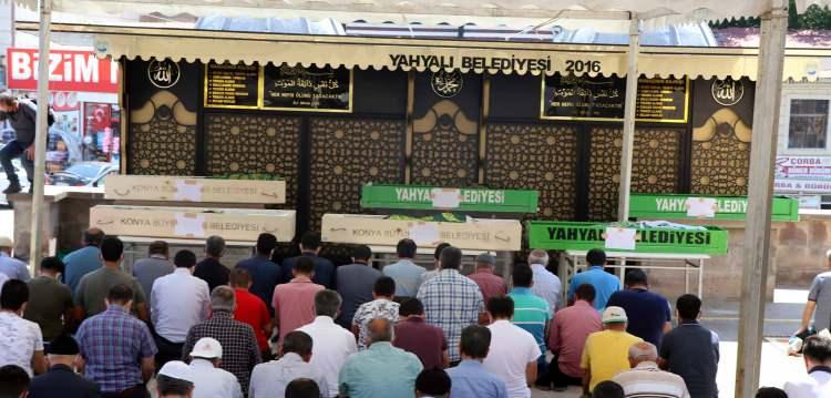 <p>Ocak ailesinin, eğitimini sürdürecek oğulları Fatih Ocak'a kalacak yer bakmak için Konya'ya gittikleri anlaşılmıştı.</p>