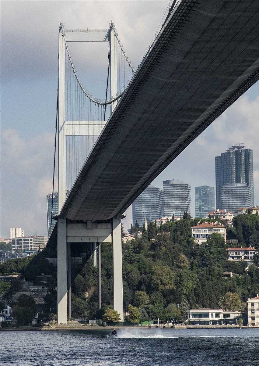 <p>Bugün burada sınırlara meydan okuduk. Aylarca hazırlandık ve korkusuzca nasıl yapabileceğimizi araştırdık. Büyük ve dikkat çekici bir hikayenin altına ismimizi yazdırdık. </p>