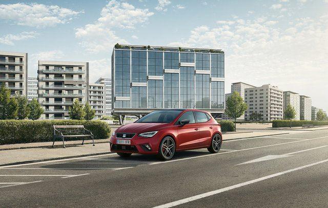<p><strong>SEAT</strong></p>

<p>Ağustos ayına özel kampanya hazırlayan markalardan Seat, markanın ilk SUV modeli olan Ateca'da için düşük faizli taşıt kredisi imkanı sunuyor. </p>
