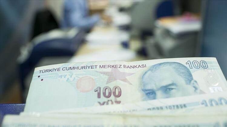 <p>Yeni Asır'dan Faruk Erdem'in ilgili yazısı şöyle; Yeni zamlı maaşlar 2022 Ocak ayı ile birlikte hesaplara yatırılacak.</p>