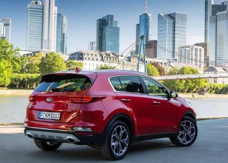 <p><strong>KİA</strong></p>
<p>PICANTO Live 1.0L 67 PS AMT Benzin - Otomatik: <strong>178 bin 900 TL</strong></p>
<p>RIO 1.2L 84 PS Manuel Benzin Cool: <strong>175 bin 900 TL</strong></p>
<p>STONIC 1.25L 84 PS Manuel - Benzin - Cool: <strong>199 bin 900 TL</strong></p>
<p>Sportage Cool 1.6L Benzin Manuel 132 PS:<strong> 244 bin 500 TL</strong></p>