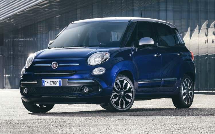 <p>FİAT 500 Cult 1.0 Hybrid 70 HP Mild Hybrid-Benzinli: <strong>196 bin 900 TL</strong></p>
<p>FİAT 500 Dolcevita 1.0 Hybrid 70 HP Manuel Mild Hybrid-Benzinli: <strong>221 bin 900 TL</strong></p>
<p>FİAT 500 Sport 1.0 Hybrid 70 HP Manuel Mild Hybrid-Benzinli: <strong>226 bin 900 TL</strong></p>
<p>FİAR 500L Cross - 1.4 Fire 95 HP MT - Manuel - Benzinli:<strong> 222 bin 900 TL</strong></p>
<p>FİAT 500L Cross - 1.4 Fire 95 HP MT Cross Plus Manuel Benzinli: <strong>240 bin 200 TL</strong></p>