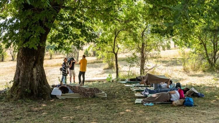 <p>Yarışmada en uzun yatma rekoru 52 saat olarak kayda geçmişti.</p>
