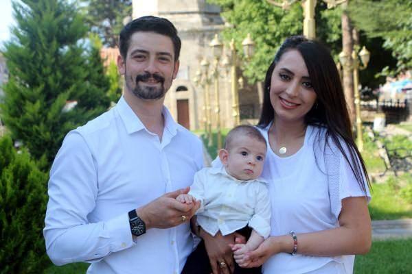 <p> Pandeminin bize vermiş olduğu en güzel hediye oğlumuz Göktürk'tü. Bizim oğlumuz bize 'ben düğünde neredeydim' diye sormayacak.</p>