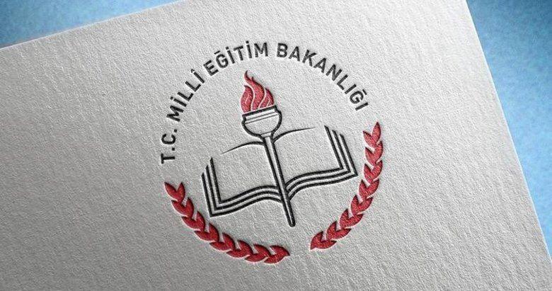 <p><strong>AA muhabiri, yüz yüze eğitimle ilgili detayları 10 maddede derledi.</strong></p>
<p><strong>1- Türkiye genelinde eğitim alan 18 milyon dolayında öğrencinin tümü için yüz yüze eğitim ne zaman başlatılacak? Yüz yüze eğitim, tam zamanlı mı olacak?</strong></p>